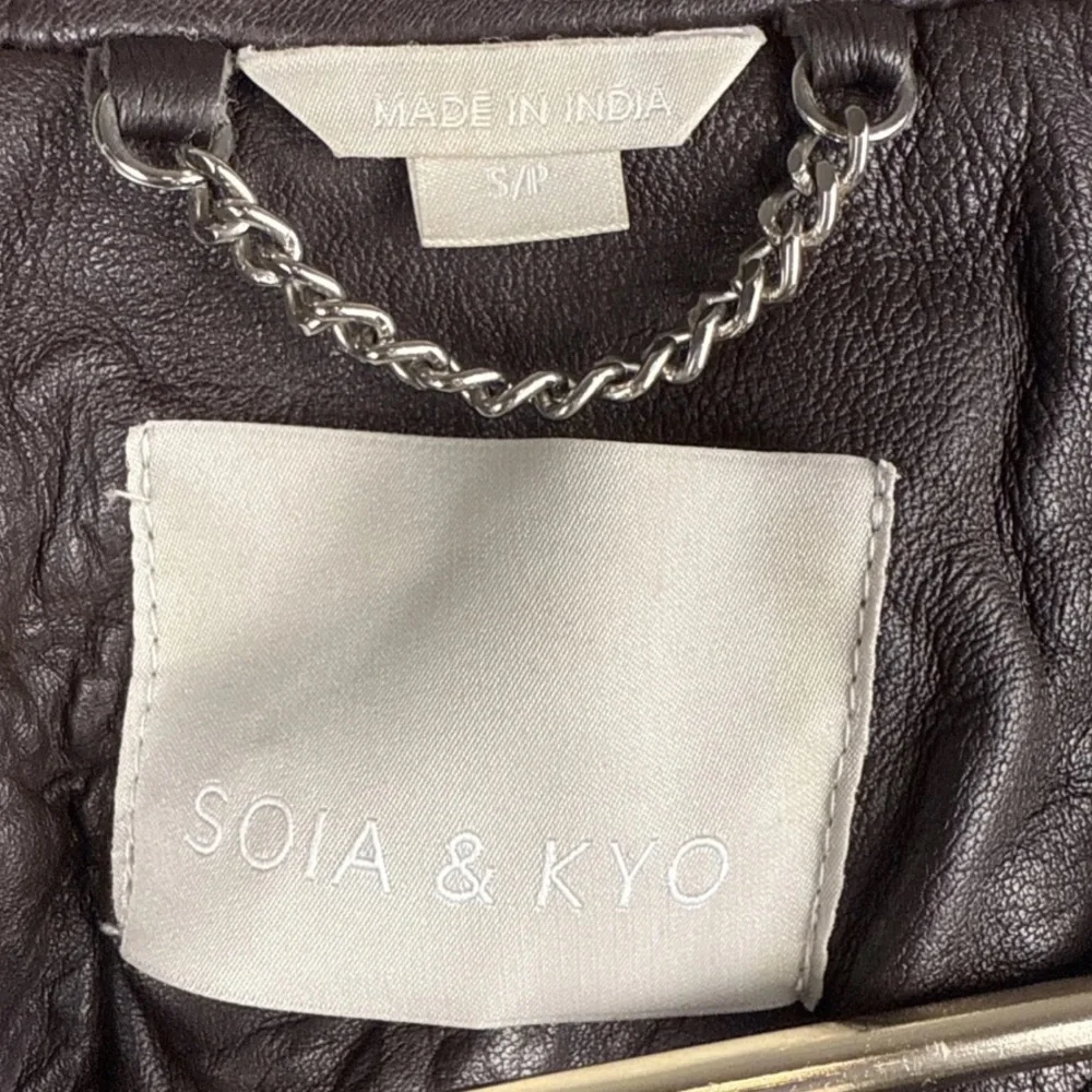 Soia & Kyo good preowned